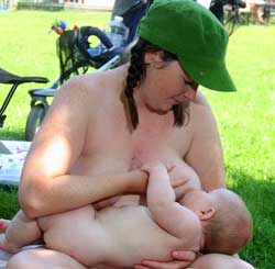 naturist / nudist mother breastfeeding / nursing